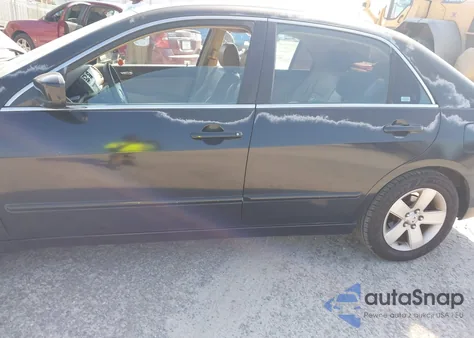 2005 Honda Accord 2.4 Ex from USA, damaged, VIN 1HGCM56825A126746